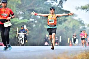 BIB: 27962, 
                            <button type="button" onclick="openModal(10125786)" class="btn btn-primary btn-sm float-right btn-popup" data-toggle="modal" data-target=".modal-high-quality">
                        <i class="fas fa-shopping-cart"></i> Add to Cart
                    </button>
                                            <button type="button" onclick="isThisMe(10125786, true)" class="btn btn-success btn-sm float-right btn-popup btn-isme hidden" data-toggle="tooltip" data-placement="bottom" title="นี่คือรูปของคุณใช่ไหม คลิกที่นี่เพื่อเอาเข้าอัลบั้ม">
                        <i class="fas fa-plus"></i> Add to album
                    </button>
                    <button type="button" onclick="isThisMe(10125786, false)" class="btn btn-warning btn-sm float-right btn-popup btn-isnotme hidden">
                        <i class="fas fa-ban"></i> Remove from album
                    </button>